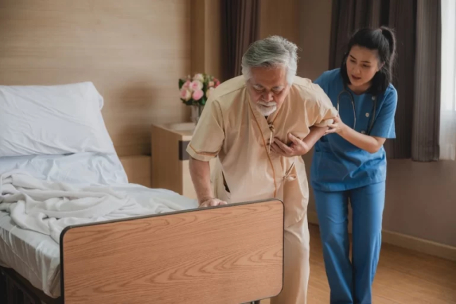 Home-Based Patient Care in Bangalore: Comprehensive and Compassionate Support with Aayan