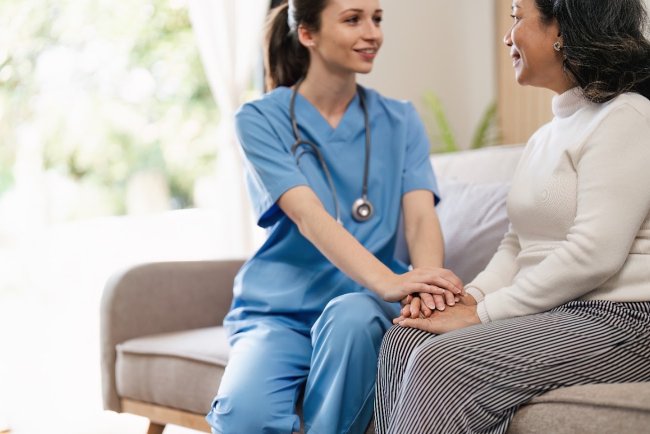 Top Benefits of Hiring a Female Nurse for Home Care in Bangalore