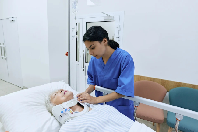 Choosing the Right Home Care Provider: Factors to Consider